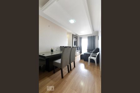 Sala de apartamento para alugar com 2 quartos, 63m² em Forquilhinha, São José