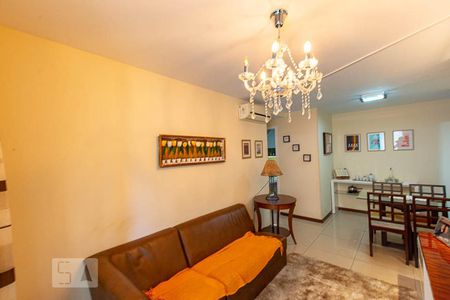 Sala de apartamento à venda com 2 quartos, 68m² em Santa Rosa , Niterói