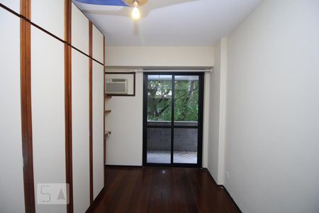 Quarto 1 de apartamento à venda com 3 quartos, 124m² em Botafogo, Rio de Janeiro