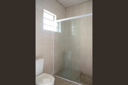 BANHEIRO de casa para alugar com 1 quarto, 86m² em Vila Baruel, São Paulo