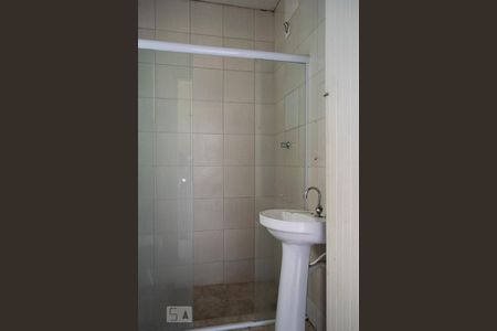 BANHEIRO de casa para alugar com 1 quarto, 86m² em Vila Baruel, São Paulo