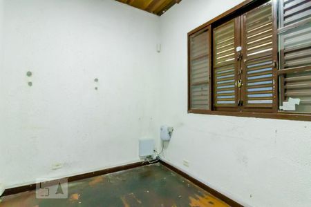 Casa à venda com 2 quartos, 200m² em Cambuci, São Paulo