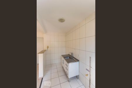 Cozinha de apartamento à venda com 2 quartos, 46m² em Jardim Santa Lúcia, Campinas