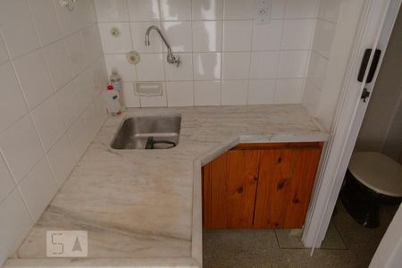 Cozinha de kitnet/studio à venda com 1 quarto, 29m² em República, São Paulo