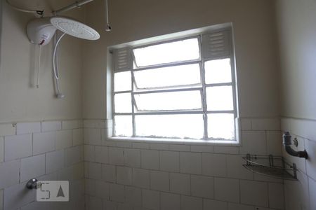 Banheiro de apartamento para alugar com 1 quarto, 54m² em Vila Buarque, São Paulo