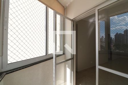 Sacada  de apartamento à venda com 2 quartos, 60m² em Vila Regente Feijó, São Paulo