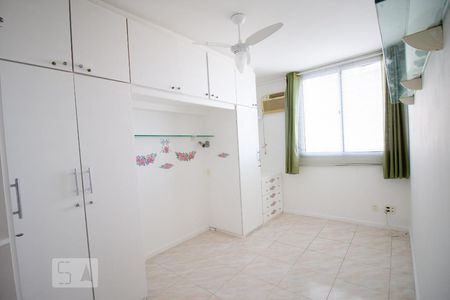 Suite de apartamento para alugar com 2 quartos, 57m² em Barra da Tijuca, Rio de Janeiro