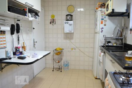 Cozinha de apartamento à venda com 2 quartos, 75m² em São Francisco Xavier, Rio de Janeiro