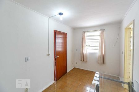 Sala de apartamento para alugar com 1 quarto, 45m² em Jardim Floresta, Porto Alegre