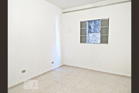 Quarto de casa para alugar com 1 quarto, 40m² em Parque Edu Chaves, São Paulo