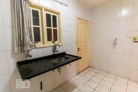 Casa de condomínio à venda com 100m², 2 quartos e 1 vaga