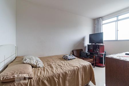 Dormitório 2 de apartamento à venda com 2 quartos, 50m² em Alto Petrópolis, Porto Alegre