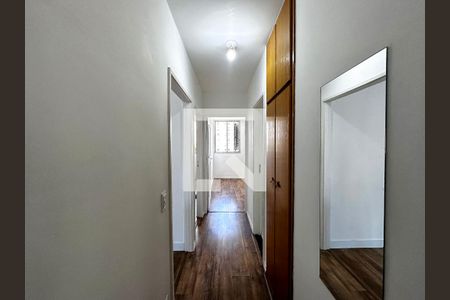 Corredor Quartos de apartamento para alugar com 3 quartos, 96m² em Jardim das Acácias, São Paulo