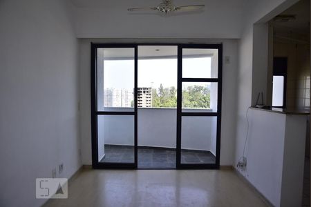 Sala de apartamento à venda com 2 quartos, 70m² em Jacarepaguá, Rio de Janeiro