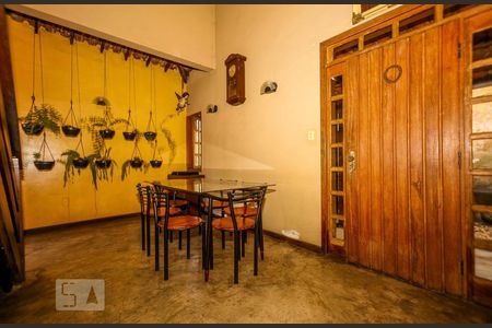 Sala de Jantar de casa para alugar com 5 quartos, 181m² em Sagrada Família, Belo Horizonte