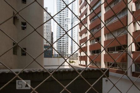 Vista da Sala de apartamento para alugar com 1 quarto, 35m² em Centro, Curitiba