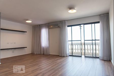 Sala de apartamento para alugar com 4 quartos, 126m² em Vila Monumento, São Paulo