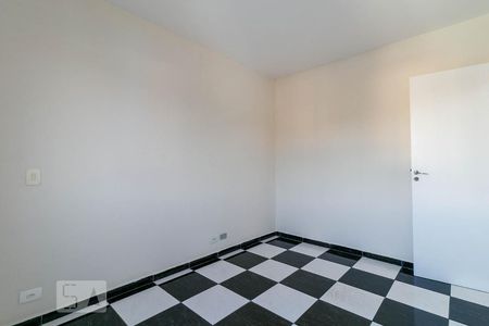 Quarto 1 de apartamento para alugar com 2 quartos, 49m² em Vila Carmosina, São Paulo