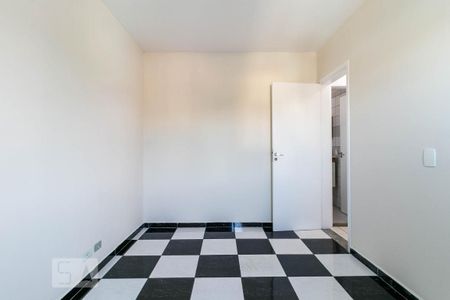 Quarto 1 de apartamento para alugar com 2 quartos, 49m² em Vila Carmosina, São Paulo