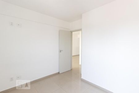 Quarto de apartamento à venda com 2 quartos, 70m² em Vila Cavaton, São Paulo