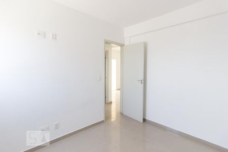 Quarto de apartamento à venda com 2 quartos, 70m² em Vila Cavaton, São Paulo