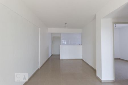 Sala de apartamento à venda com 2 quartos, 70m² em Vila Cavaton, São Paulo