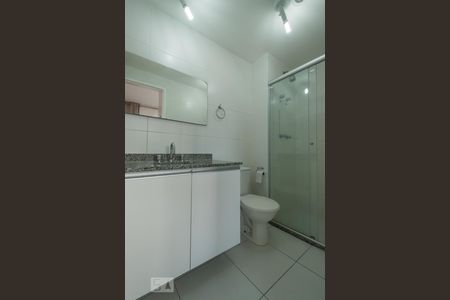 Banheiro de apartamento para alugar com 1 quarto, 32m² em Santo Amaro, São Paulo