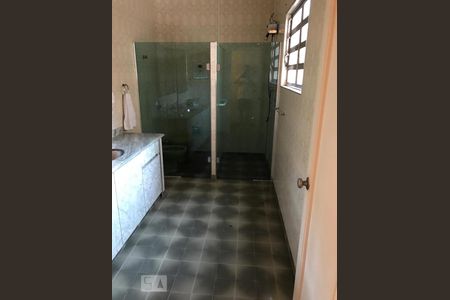 Banheiro  de apartamento à venda com 3 quartos, 130m² em Bela Vista, São Paulo