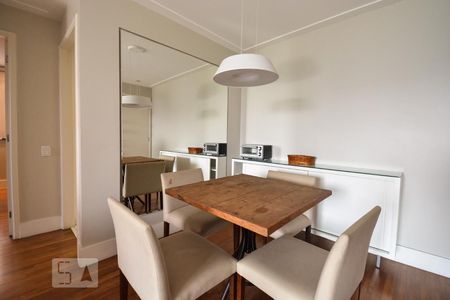 Sala de apartamento à venda com 2 quartos, 56m² em Pinheiros, São Paulo