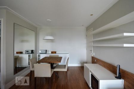 Sala de apartamento à venda com 2 quartos, 56m² em Pinheiros, São Paulo