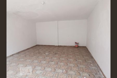 Garagem de casa à venda com 2 quartos, 150m² em Vila Progredior, São Paulo