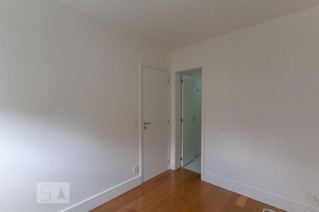 Suíte 2 de apartamento para alugar com 2 quartos, 85m² em Vila Andrade, São Paulo