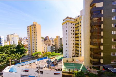 Sala - Vista de apartamento para alugar com 3 quartos, 90m² em Gutierrez, Belo Horizonte