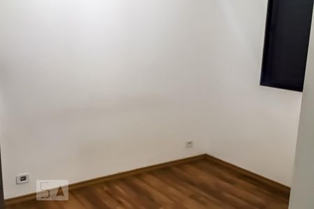 Quarto 2 de apartamento para alugar com 2 quartos, 50m² em Jardim Flor da Montanha, Guarulhos