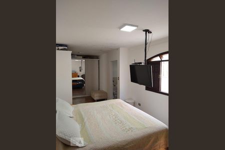 Casa para alugar com 3 quartos, 370m² em Parque Terra Nova, São Bernardo do Campo