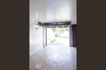 Casa à venda com 580m², 6 quartos e 4 vagas Casa à venda com 580m², 6 quartos e 4 vagasGaragem