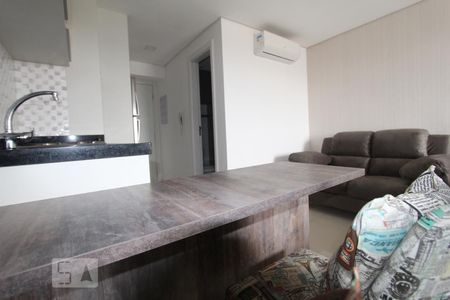 Cozinha de kitnet/studio para alugar com 1 quarto, 30m² em Rebouças, Curitiba