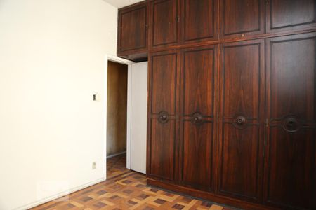 Quarto 1 de apartamento à venda com 2 quartos, 100m² em Praça da Bandeira, Rio de Janeiro