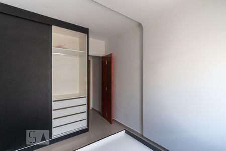 Suite 1 de casa de condomínio à venda com 2 quartos, 50m² em Parada Xv de Novembro, São Paulo