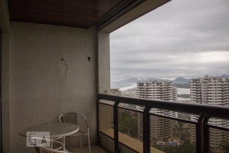 Varanda de apartamento à venda com 1 quarto, 68m² em Barra da Tijuca, Rio de Janeiro