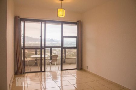 Sala de apartamento à venda com 1 quarto, 68m² em Barra da Tijuca, Rio de Janeiro