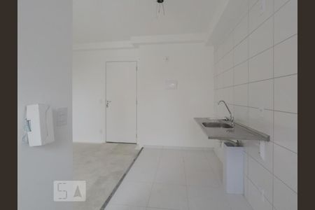 Cozinha de apartamento à venda com 2 quartos, 43m² em Jardim São Savério, São Paulo