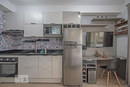 Cozinha e Sala de kitnet/studio para alugar com 1 quarto, 29m² em Campo Belo, São Paulo