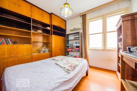 Quarto 2 de apartamento à venda com 2 quartos, 74m² em Floresta, Porto Alegre