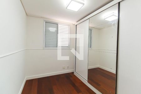 Quarto 1 de apartamento para alugar com 2 quartos, 60m² em Vila Canero, São Paulo