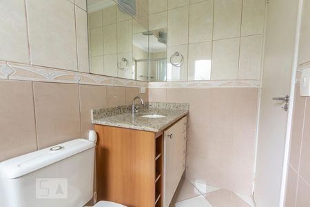 Banheiro de apartamento para alugar com 2 quartos, 50m² em Boaçava, São Paulo