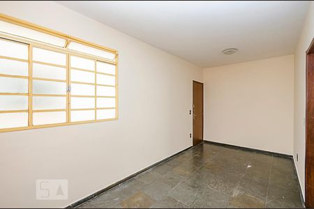 Sala de apartamento à venda com 3 quartos, 54m² em Estoril, Belo Horizonte