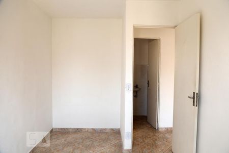 Apartamento à venda com 2 quartos, 52m² em Parque Pinheiros, Taboão da Serra