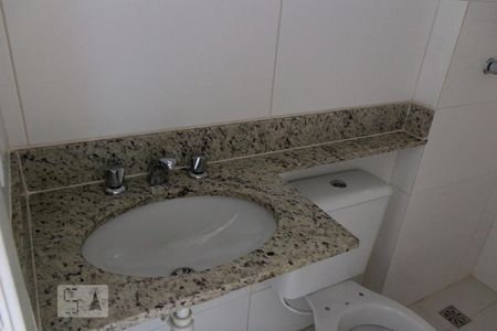 Banheiro de apartamento para alugar com 2 quartos, 63m² em Vila Isabel, Rio de Janeiro