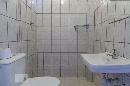 Banheiro de kitnet/studio para alugar com 1 quarto, 35m² em Vila Prudente, São Paulo